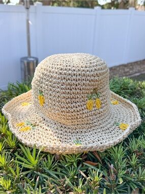 Vince Camuto Straw Hat Lemon Embroidered Wide Brim Boho Resort Summer O/S